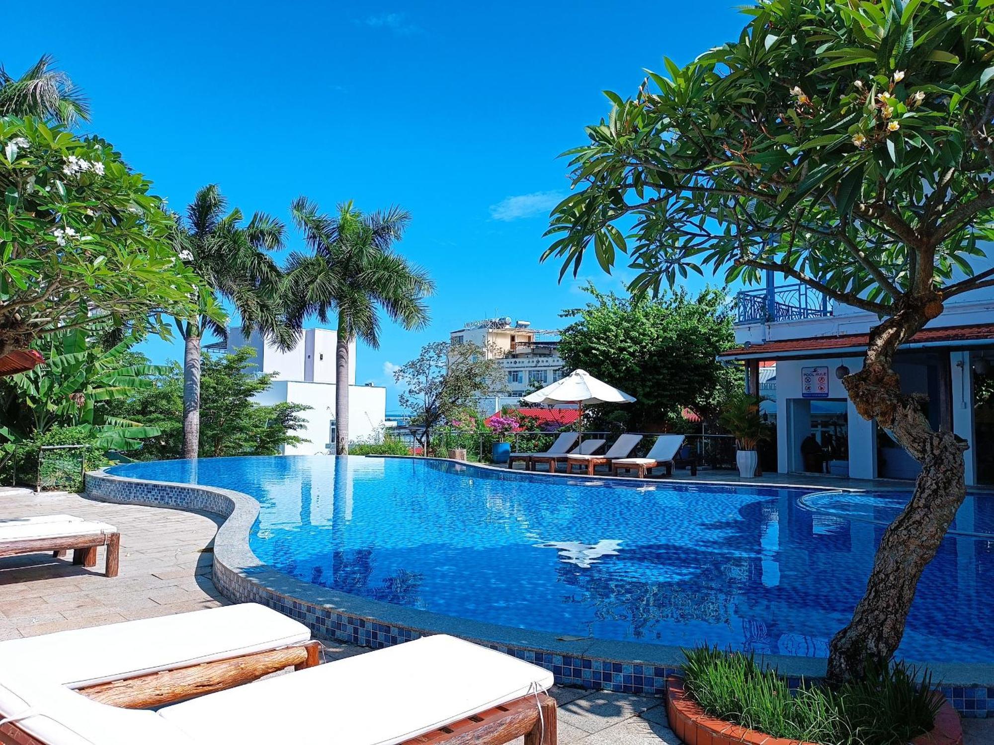 Suncosy Central Hotel Phu Quoc Exterior foto
